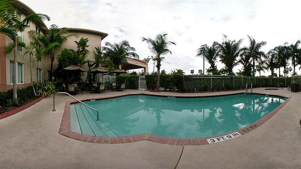 Sleep Inn & Suites Ft Lauderdale International Airport Дания-Бич Экстерьер фото