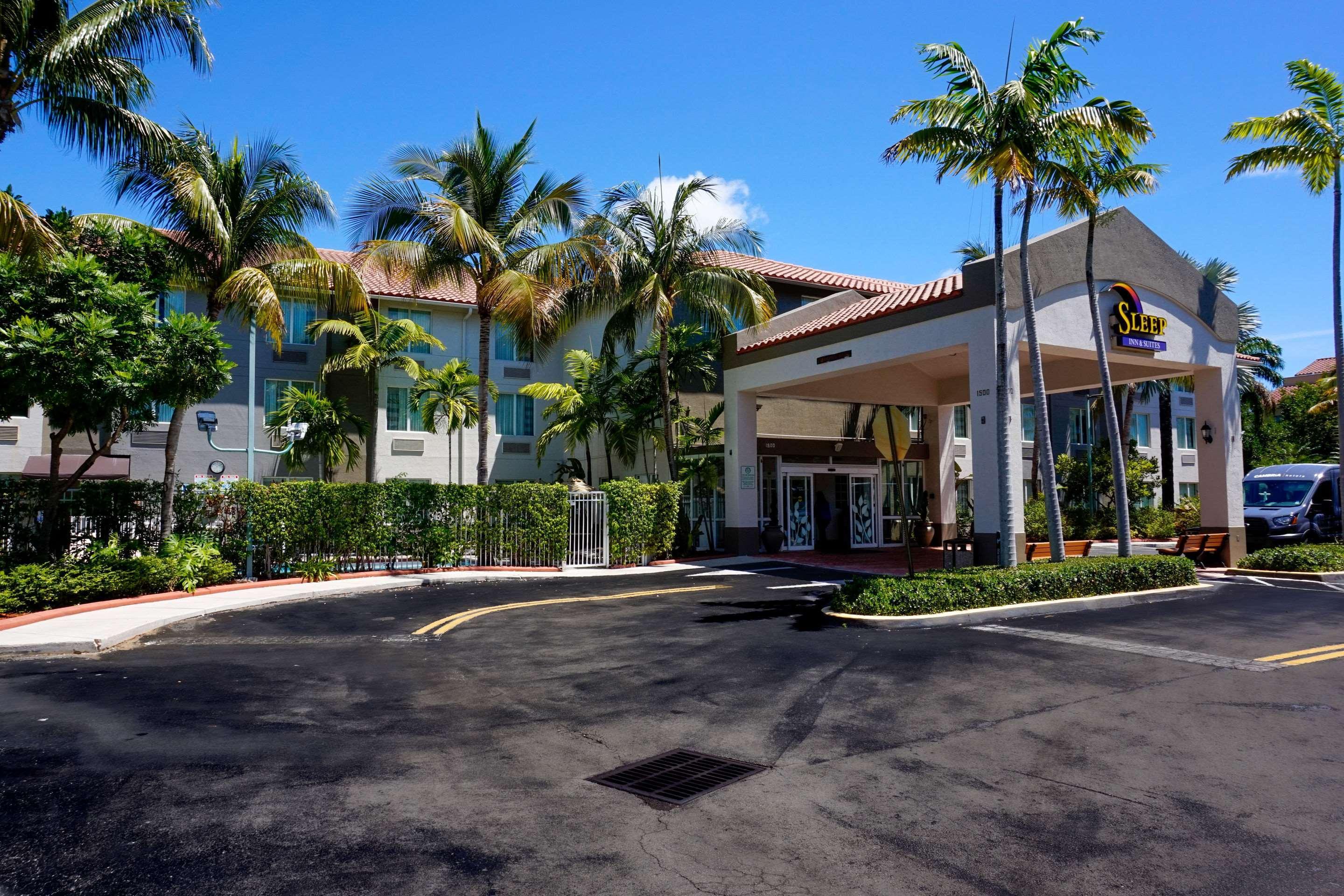 Sleep Inn & Suites Ft Lauderdale International Airport Дания-Бич Экстерьер фото